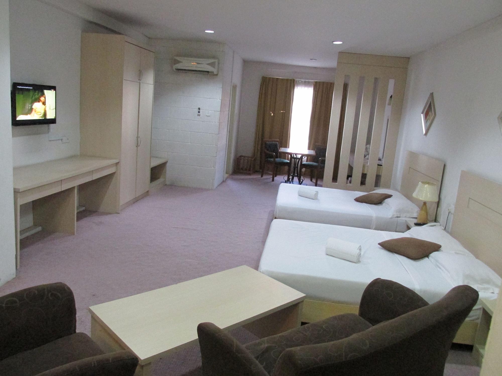 Promenade Service Apartment Kota Kinabalu Exterior photo